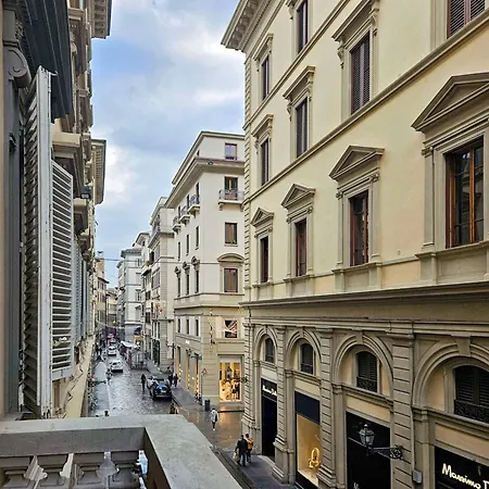 Tosinghi Charme E Spazio - Balcone Con Vista Nel Centro