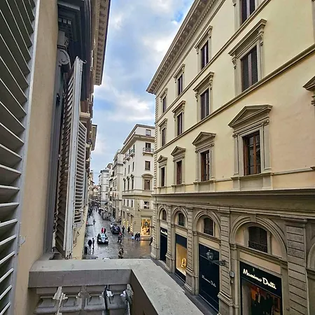 Lägenhet Tosinghi Charme E Spazio - Balcone Con Vista Nel Centro *