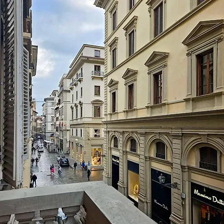 Tosinghi Charme E Spazio - Balcone Con Vista Nel Centro Lägenhet *